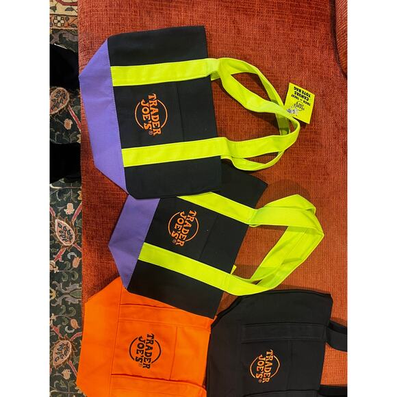 Trader Joe's Mini Halloween Totes- 6 pieces, variety of colors - Picture 6 of 7